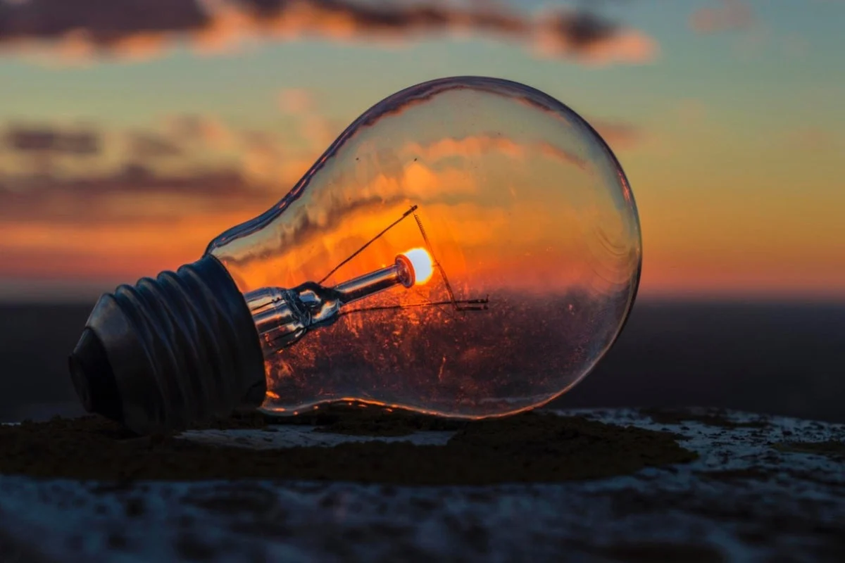 You are currently viewing Întreruperi de energie anunțate la Contești, Titu, Răzvad, Aninoasa, Găești și Valea Lungă, în perioada următoare