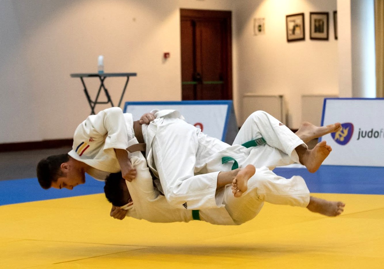 You are currently viewing Revine în prim-plan o competiție de legendă! Festivalul Românesc de judo se întoarce la București, cu participare națională și internațională