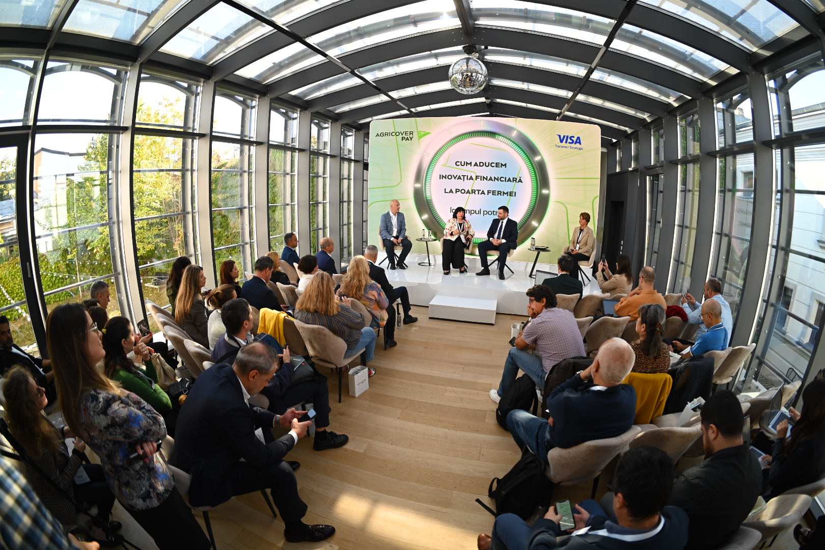 You are currently viewing Agricover lansează Agricover Pay, prima platformă financiară din Europa dedicată fermierilor