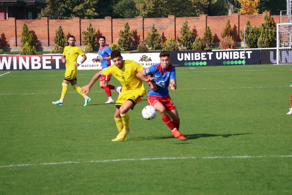 You are currently viewing Chindia Târgoviște a tremurat, dar la final a câștigat! Dâmbovițenii au ajuns la al cincilea succes consecutiv după victoria la limită cu CSM Olimpia Satu Mare