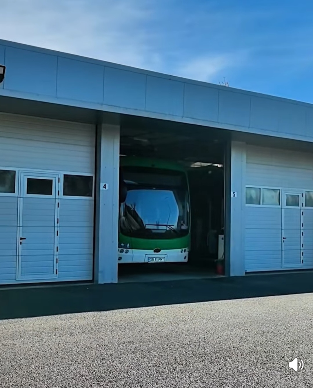 You are currently viewing Parc fotovoltaic pentru alimentarea autobuzelor electrice din Târgoviște. Proiect de aproape 10 milioane de lei, depus pentru finanțare