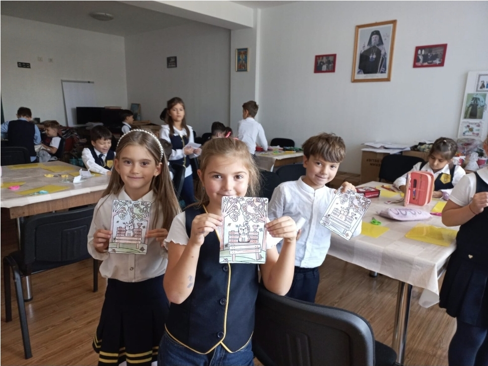 You are currently viewing Toamna, descoperită prin artă, la Centrul Social Creștin al Arhiepiscopiei Târgoviștei
