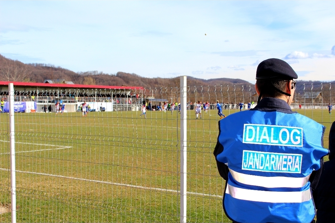 You are currently viewing Jandarmii dâmbovițeni vor fi prezenți în comunitate la evenimentele de la sfârșit de săptămână