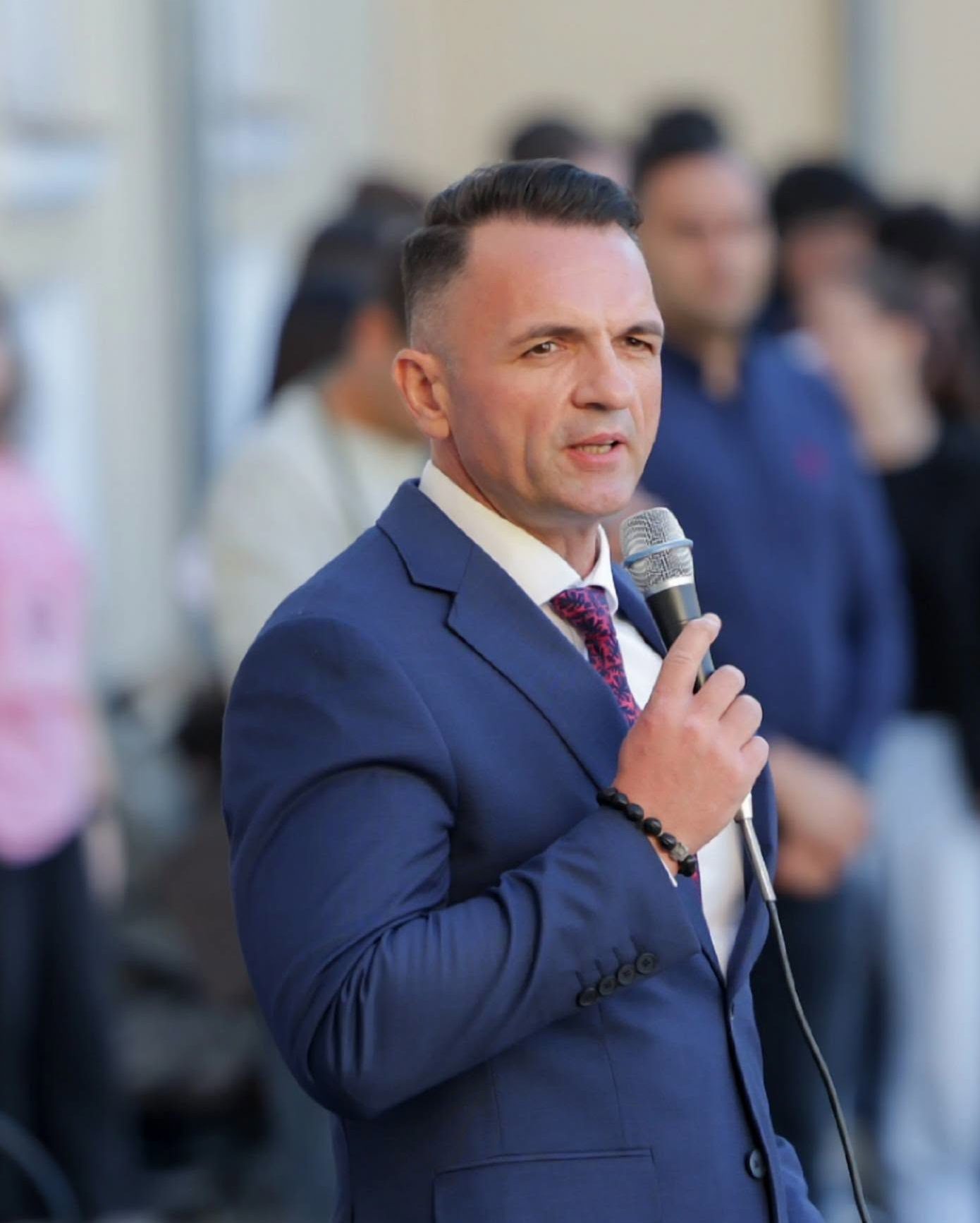 You are currently viewing Cristian Stan, de Ziua Educației: Proiecte de peste 350 de milioane de lei în infrastructura școlară din Târgoviște