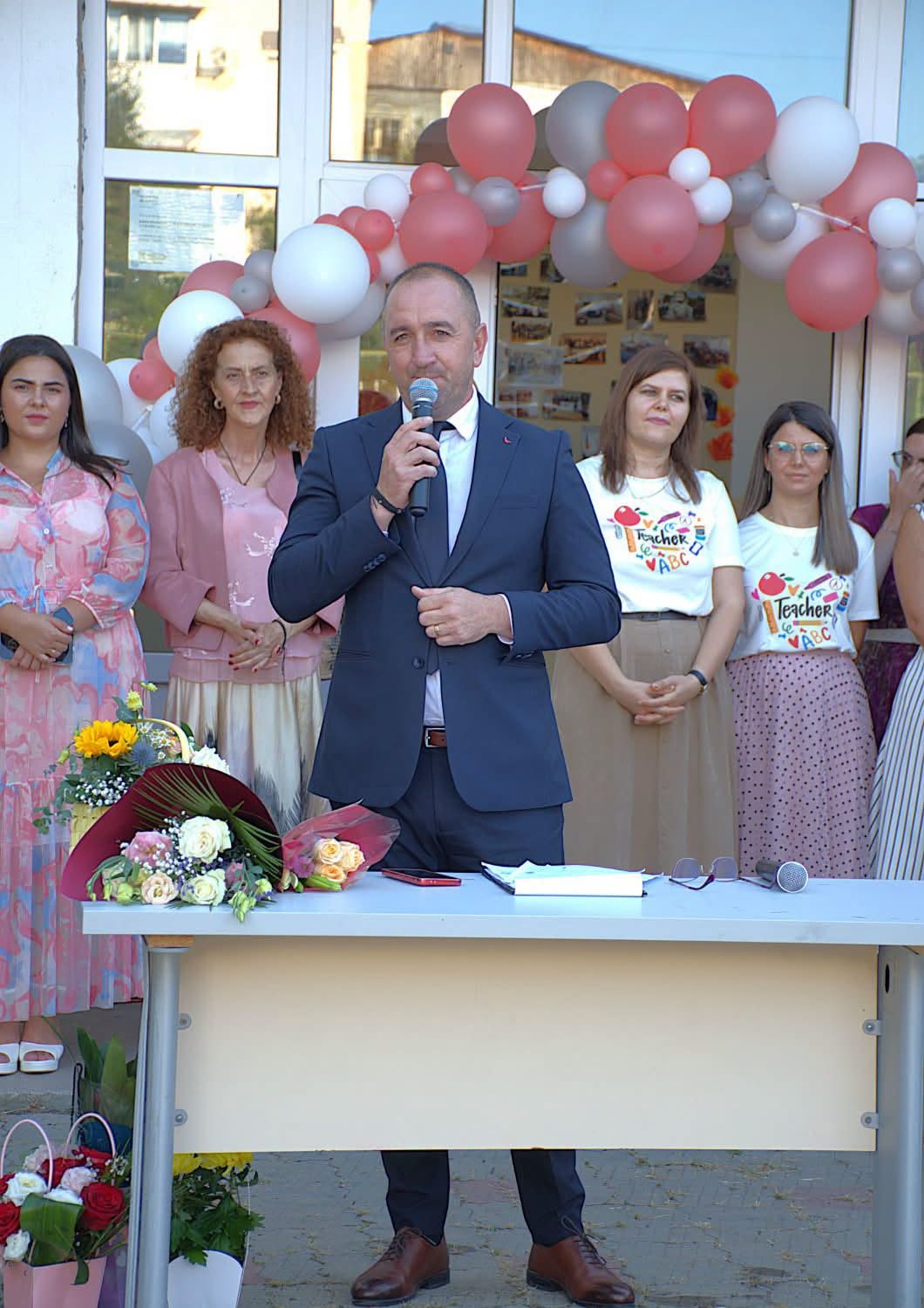 You are currently viewing Mesajul inspectorului școlar general Dan Alexandru Tică pentru comunitatea școlară din Dâmbovița, de Ziua Educației